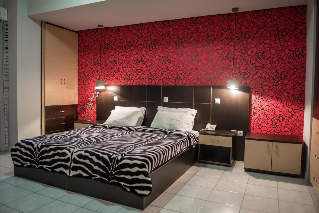 Sozos Inn Hotel 沃尼扎 外观 照片