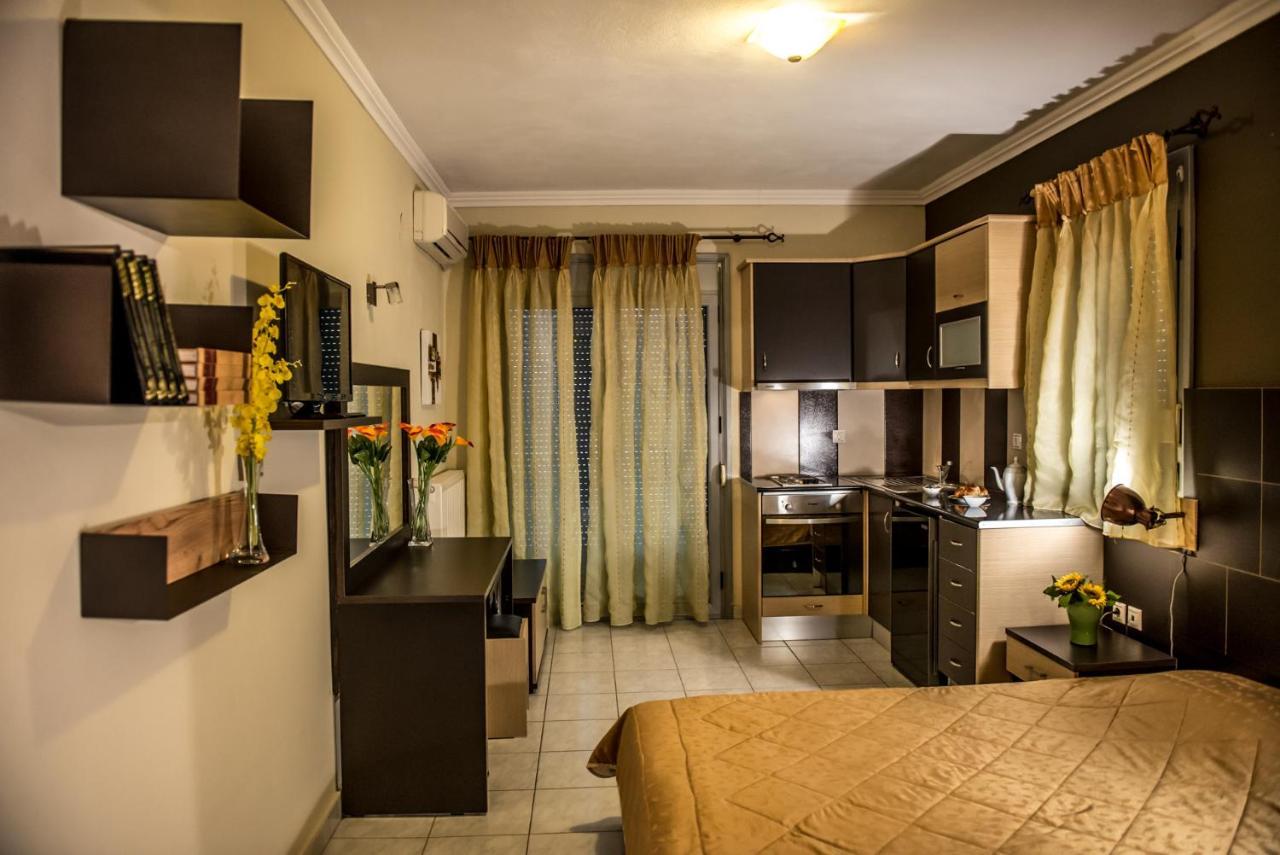 Sozos Inn Hotel 沃尼扎 外观 照片